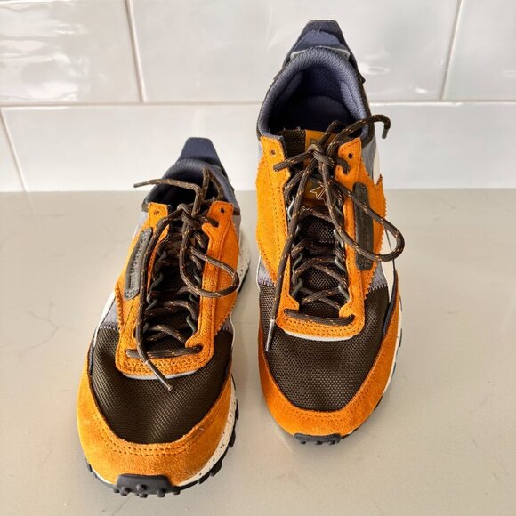 Reebok Classic Leather Legacy Splatter Paint Running Shoes in Rich Ochre Brown - Picture 2 of 9